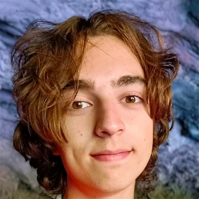 Искандарян Тигран Каренович